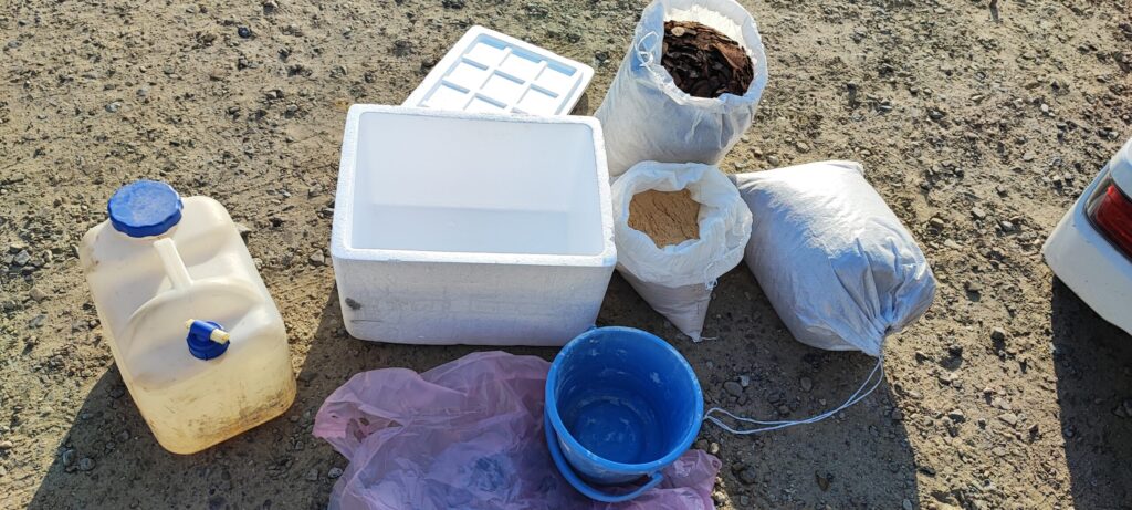 ミニ温床を作成する時に使用した道具一式の写真